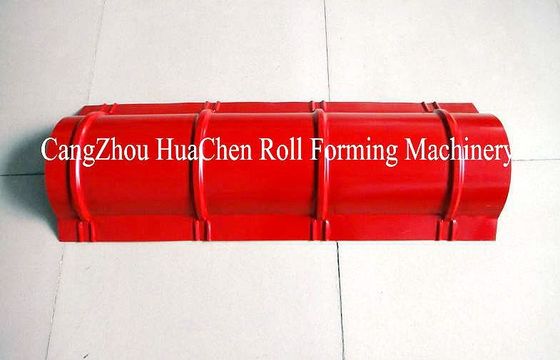 रंग स्टील घुटा हुआ रिज टोपी रोल यूरोप के लिए पीएलसी कंप्यूटर नियंत्रण के साथ मशीन बनाने