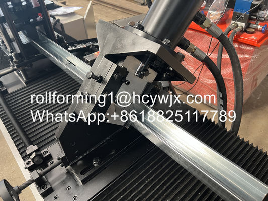 380v 50hz स्टड और ट्रैक मशीन 10 पंक्तियाँ पीएलसी नियंत्रण स्टील