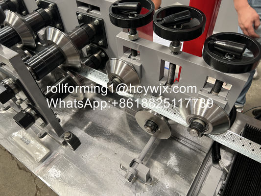 Cr12 कटर 45 # स्टील एंगल कील रोल बनाने की मशीन