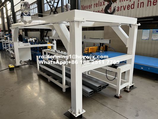 मोटाई 1.5-2 मिमी के लिए 380V / 50Hz / 3 चरण डबल सी क्लैपिंग बीम मशीन लाइन