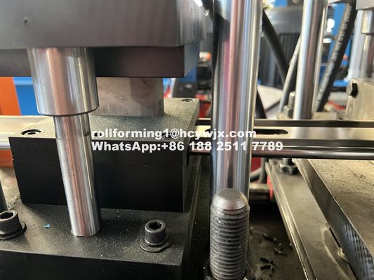 आपकी अनूठी विनिर्माण आवश्यकताओं के लिए अनुकूलन योग्य शटर डोर रोल बनाने की मशीन