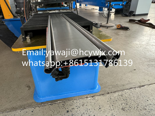 रंगीन खिड़की शटर दरवाजा रोल बनाने की मशीन शटर अप दरवाजा बनाने की मशीन