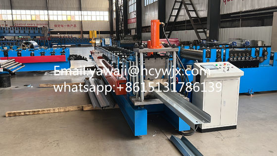 7.5KW चेन ड्राइव अनुकूलन योग्य स्वचालित CZ Purlin उत्पादन मशीन