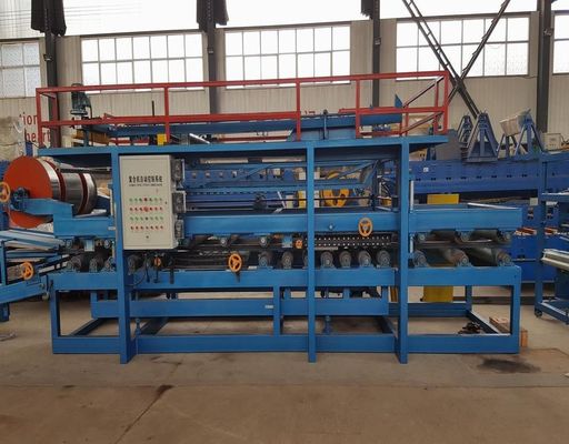 डबल मेटल सैंडविच पैनल रोल बनाने की मशीन लाइन 0-5 मीटर / न्यूनतम