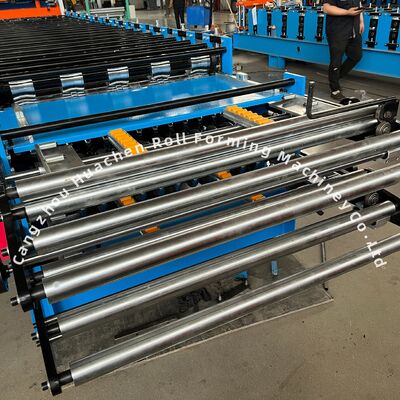 धातु की छत के लिए 15 मीटर/मिनट की गति, 0.3-0.6 मिमी मोटाई और चेन ड्राइव के साथ डबल लेयर रोल फॉर्मिंग मशीन