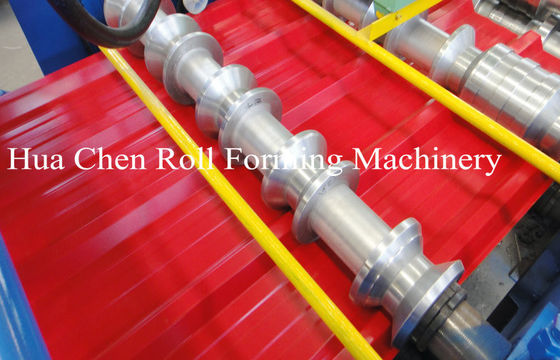 एशिया के बाजार 914 सामग्री की छत शीट बनाने की मशीन Simens पीएलसी नियंत्रण के साथ