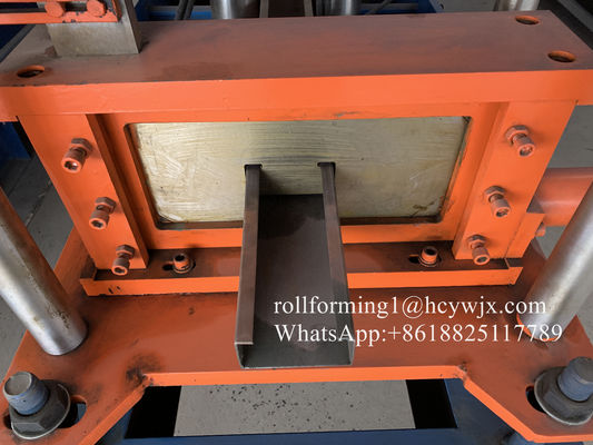 10 मीटर / मिन पीएलसी नियंत्रण सी शहतीर रोल बनाने की मशीन