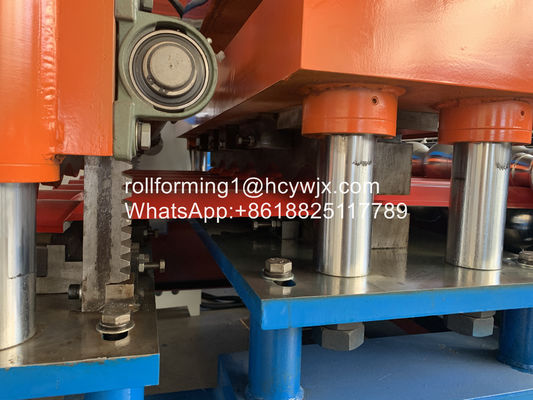 2 मीटर / मिनट पीएलसी नियंत्रण प्राचीन घुटा हुआ टाइल रोल बनाने की मशीन