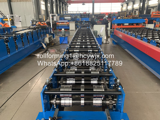 Cr12 0.7mm स्व लॉकिंग 400 मिमी छत शीट रोल बनाने की मशीन